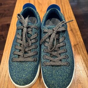 Allbirds Stylish Blue and Green Sneakers Size 8